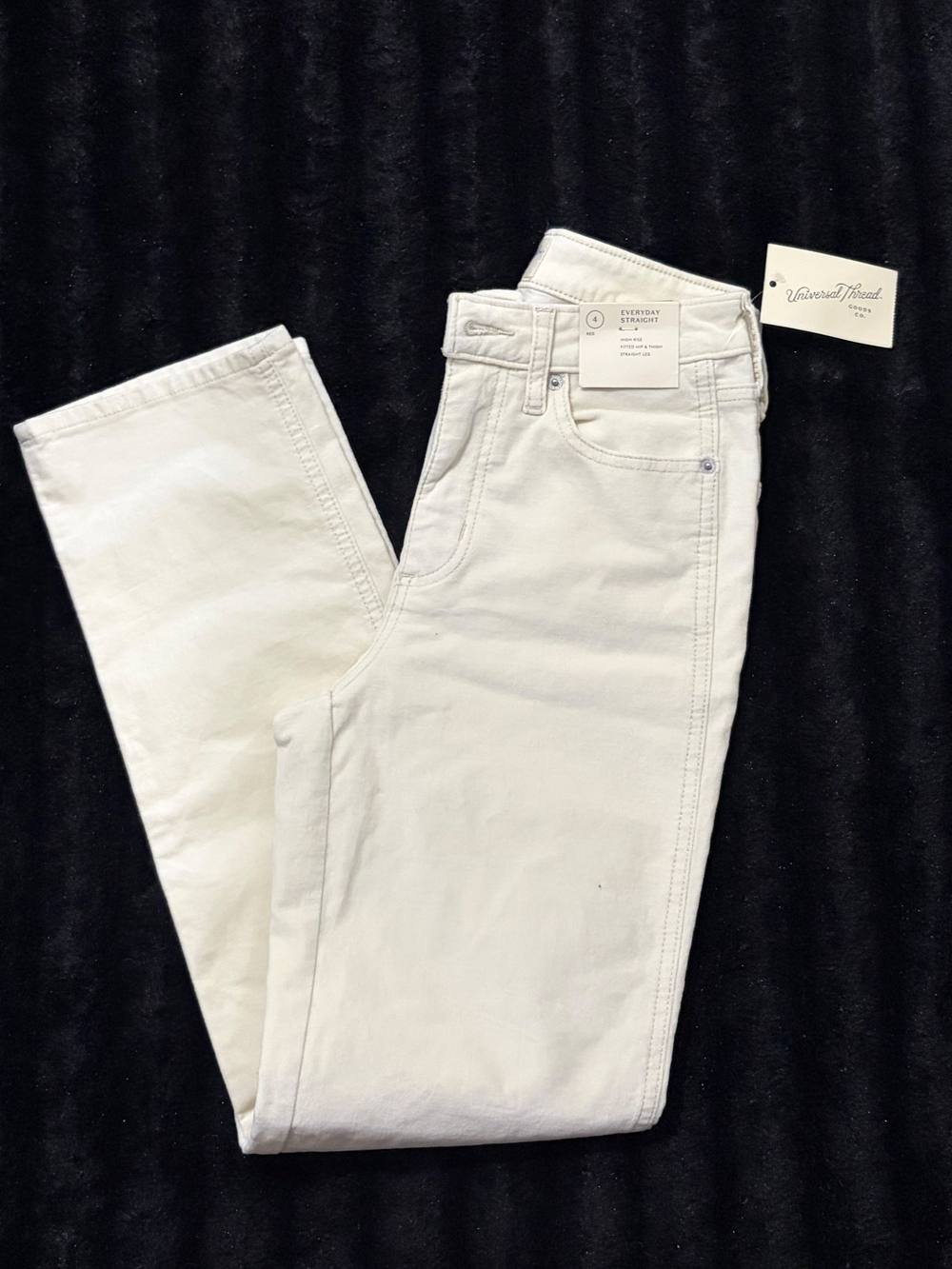 Universal Thread Woman s White Straight Jeans